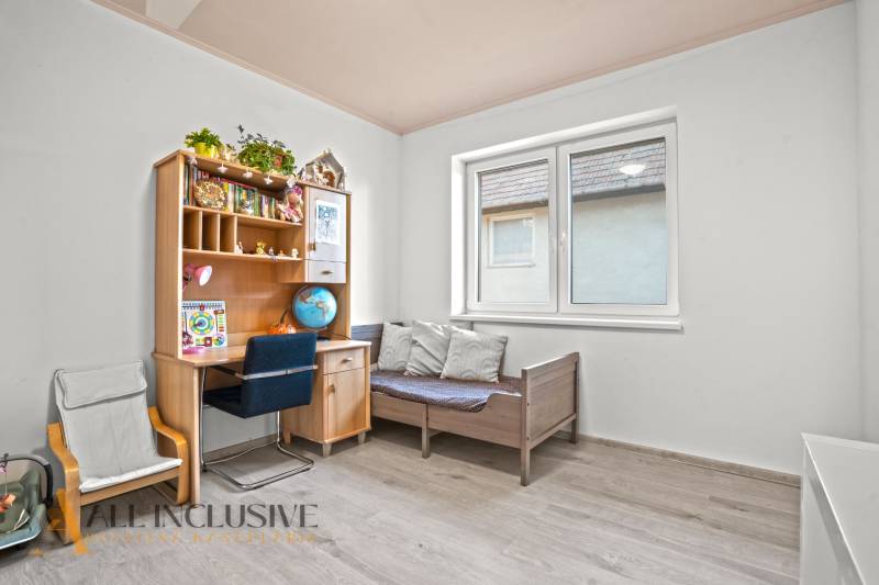 11 - 2025-11-06T132215.919.jpg