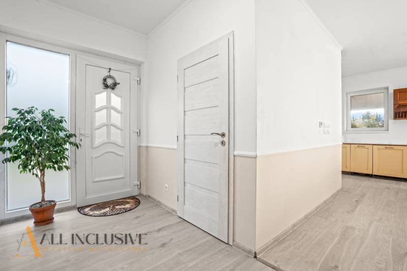 16 - 2025-11-06T132206.228.jpg