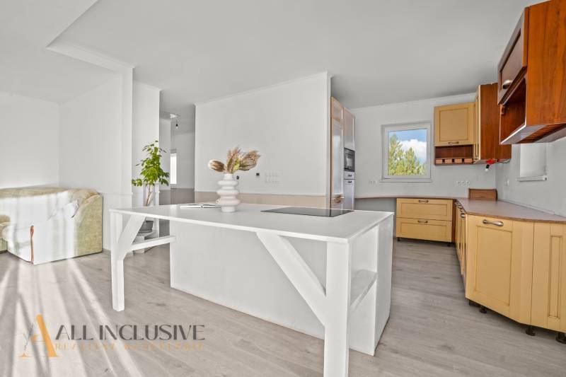 1 - 2025-11-06T132237.411.jpg