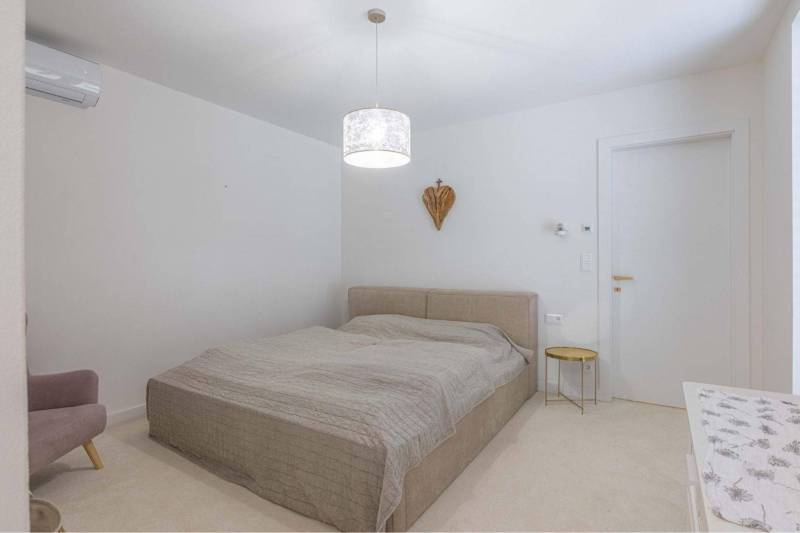 ALL INCLUSIVE |NA PREDAJ 4 IZB RD S DVOJGARÁŽOU, DUNAJSKÁ STREDA