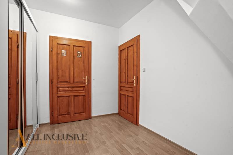 11 - 2025-08-20T120830.504.jpg