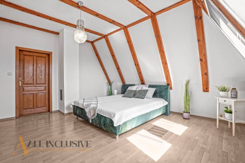 5 - 2025-08-20T120823.352.jpg