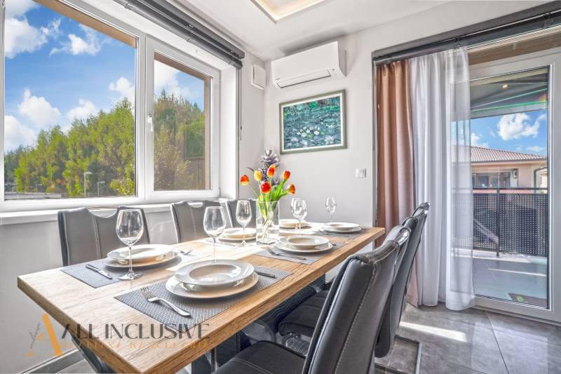 9 - 2025-08-28T111337.885.jpg