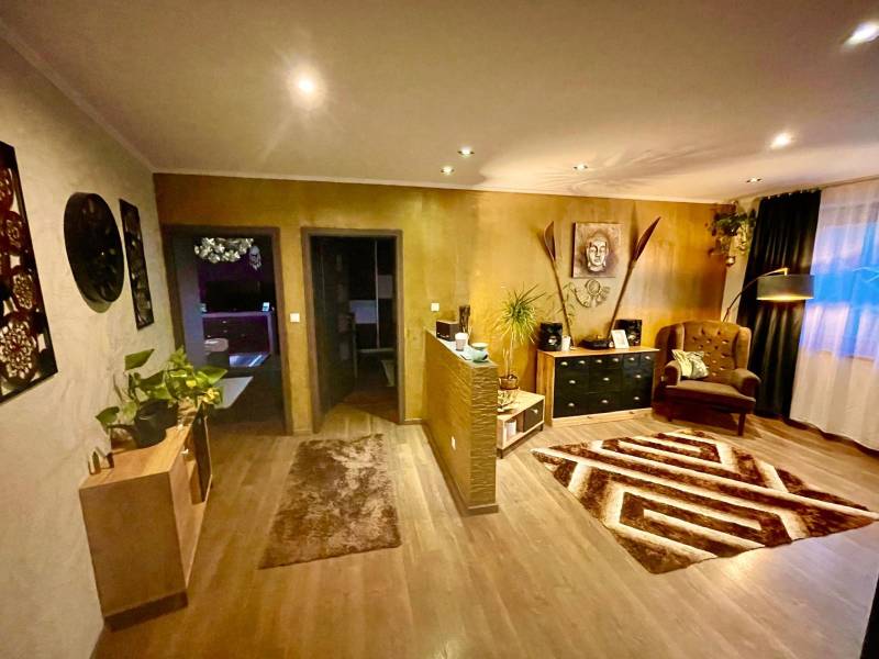 WhatsApp Image 2026-02-09 at 09.47.15.jpeg