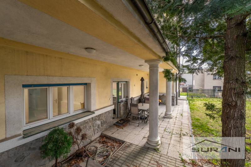 Terasa u 4pokojového bytu s otevřeným prostorem na Krčméryho ulici v Bratislavě - Staré Město.