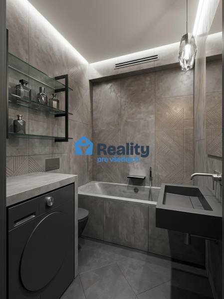 Stylová koupelna s tmavě šedými obklady v 2pokojovém bytě.