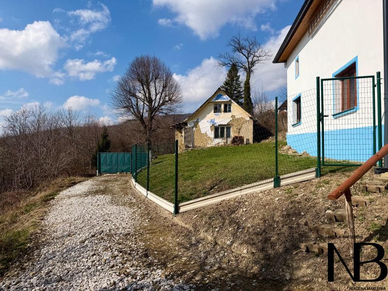 Dům s dvorem a plotem na pozemcích - bydlení v Lubině, Lubina.