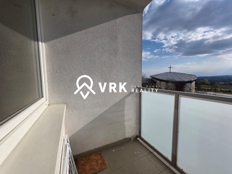 Balkon 4pokojového bytu s výhledem, v lokalitě Budapešťská, Košice - městská část Ťahanovce.