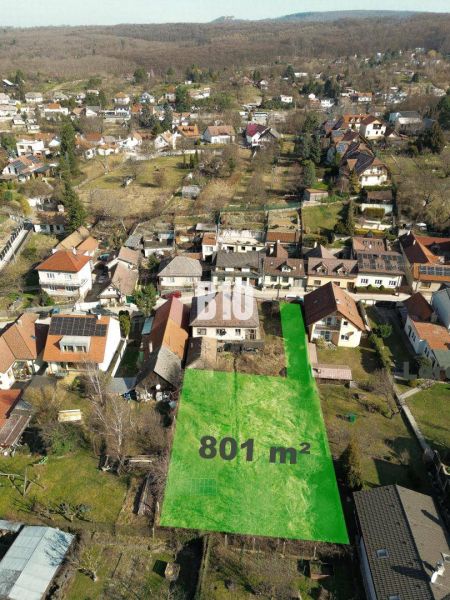 Pozemek na bydlení o rozloze 801 m² v Mariance.