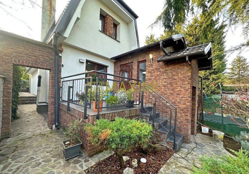 Bratislava - Dúbravka Rodinný dům prodej reality Bratislava - Dúbravka