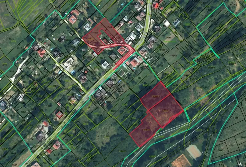 Mapa katastrálních hranic zemědělských a lesních pozemků v Olešné.
