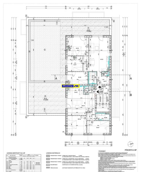 Půdorys 4-pokojového bytu s náhledem rozdělení místností a technických detailů.