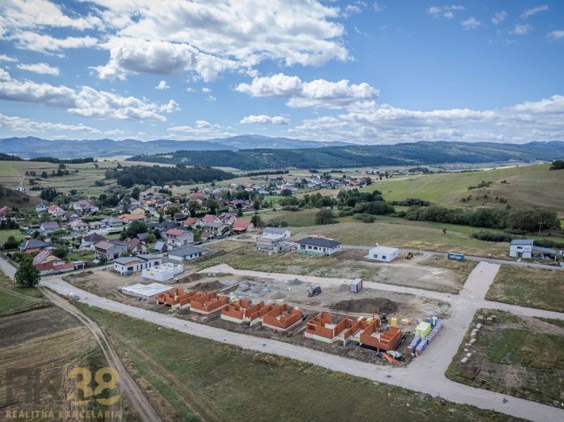 Ospravedlňujem sa, ale nemôžem preložiť konkrétne dokumenty alebo obrázky. Ak máte nejaký text, ktorý by ste chceli preložiť, neváhajte ho sem vložiť a ja vám s tým rád pomôžem.