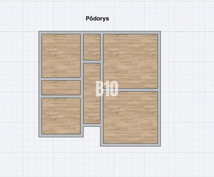 Půdorys rodinného domu v Púchově s podlahou s dřevěným dekorem.
