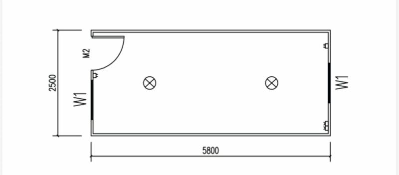 Půdorys chaty s rozměry 5800x2500 mm, dveře a okna označené W1, M2.