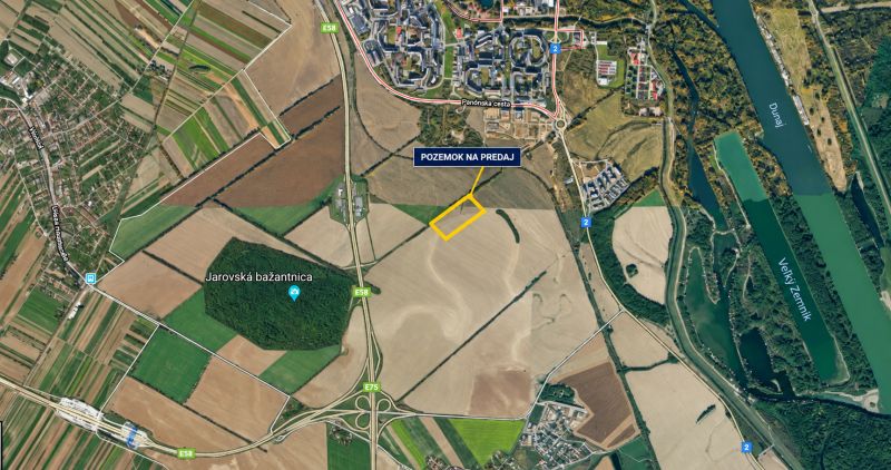 Letecký snímek pozemku na prodej u Panonské cesty v Bratislavě, Petržalce.